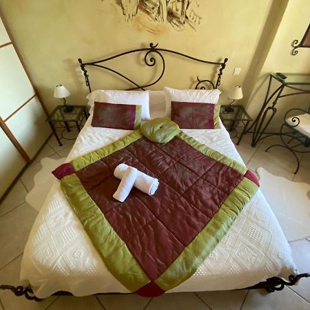 Le Rif Hotel Puygiron Buitenkant foto